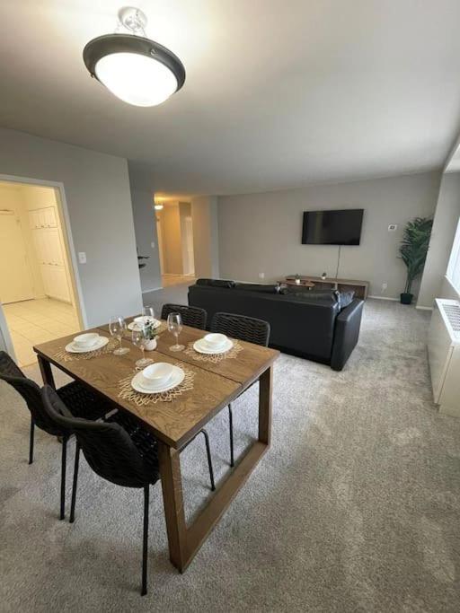Charming Apartment At Crystal City With Amazing Amenities Arlington Ngoại thất bức ảnh