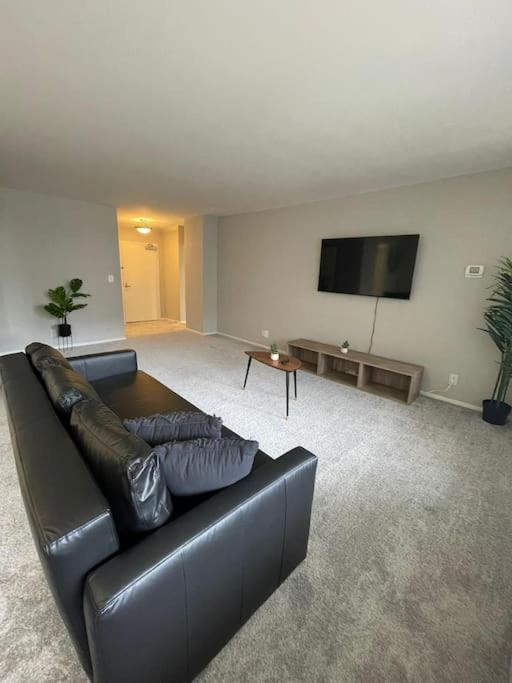 Charming Apartment At Crystal City With Amazing Amenities Arlington Ngoại thất bức ảnh